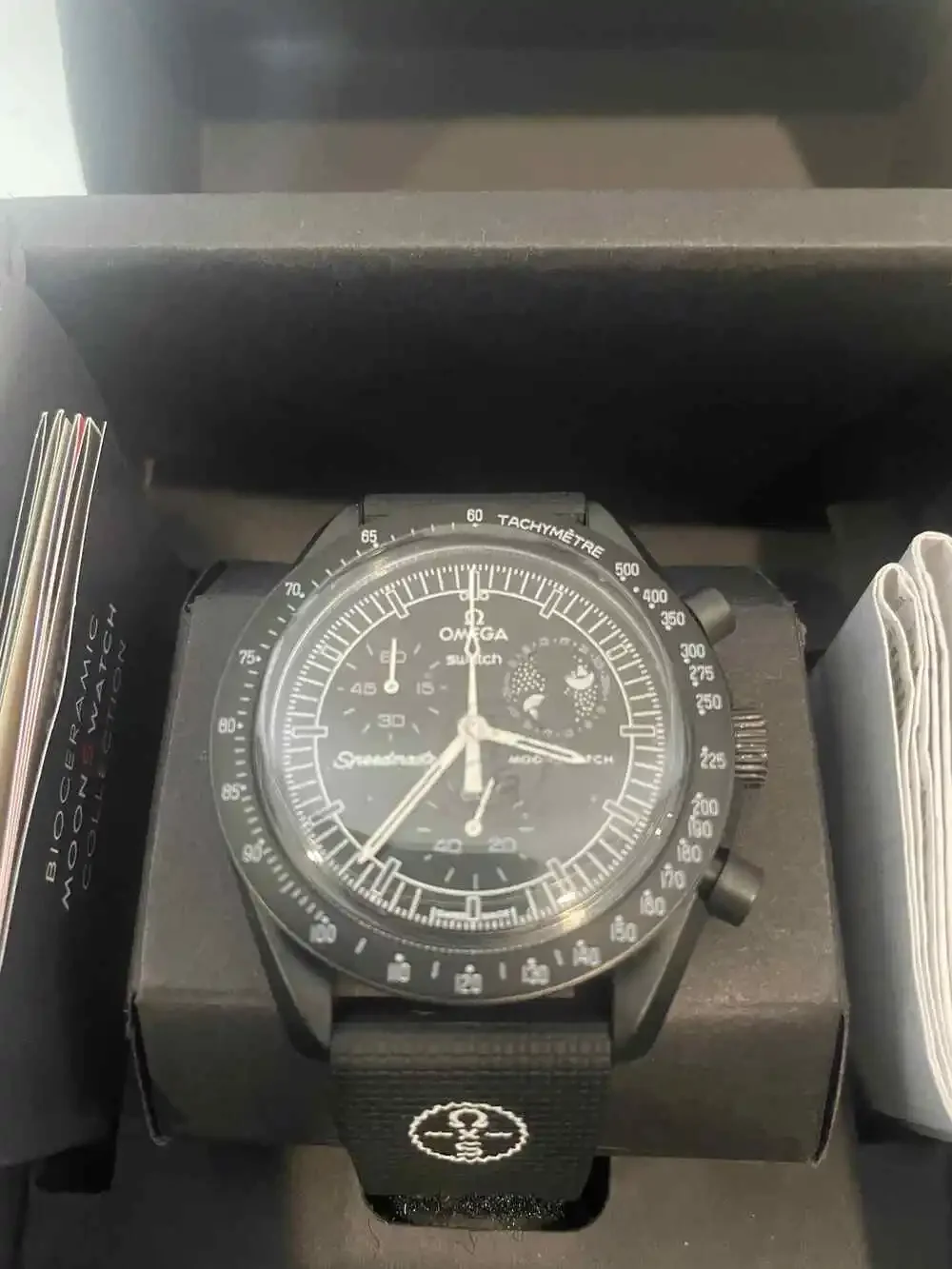 NWOT Swatch x Omega MISSION TO THE MOONPHASE Men's NEW MOON Black Watch